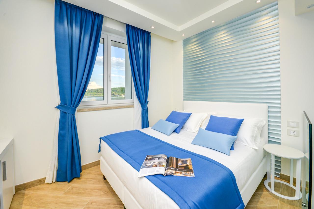 Hotel Villa Garuti Паденге-суль-Гарда Экстерьер фото